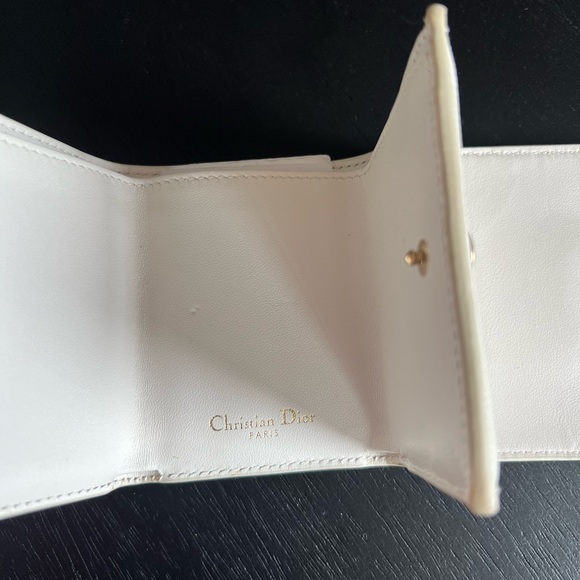 Christian Dior wallet - Picture 4 of 5